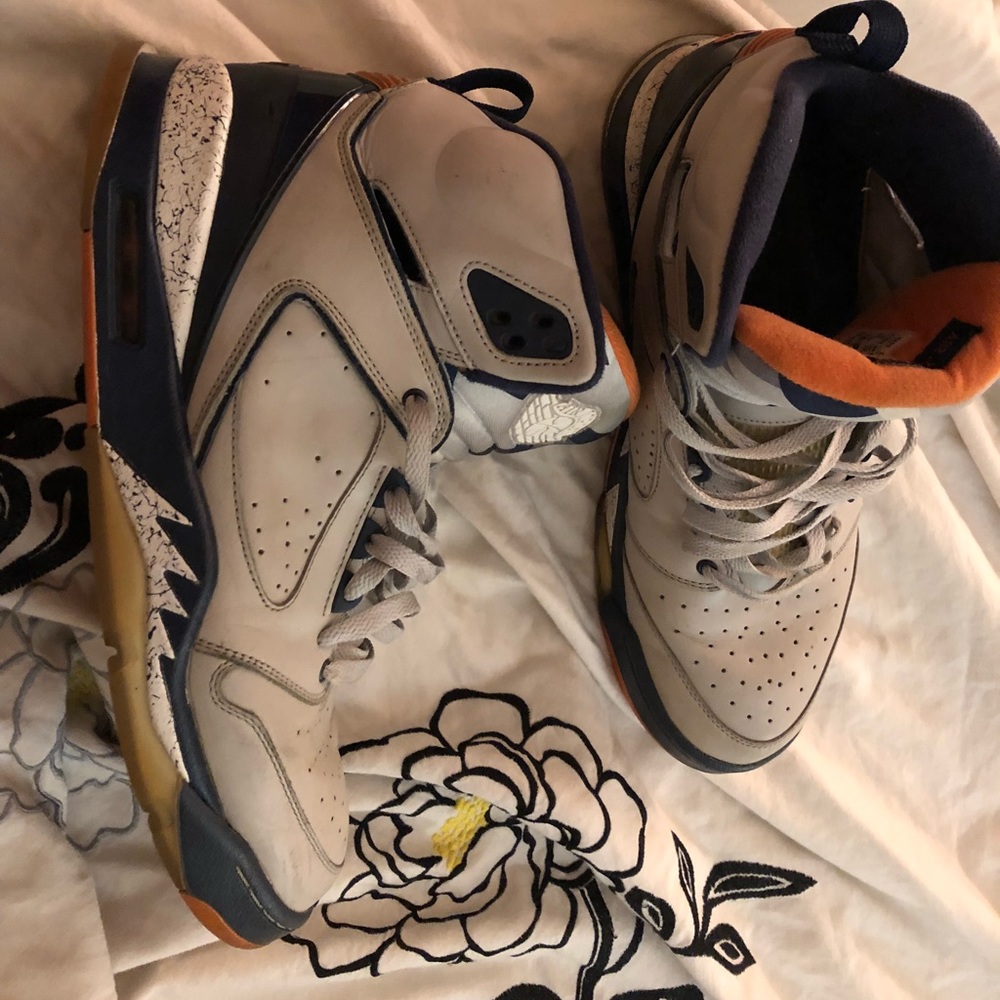 Jordan 5 “sixty plus”